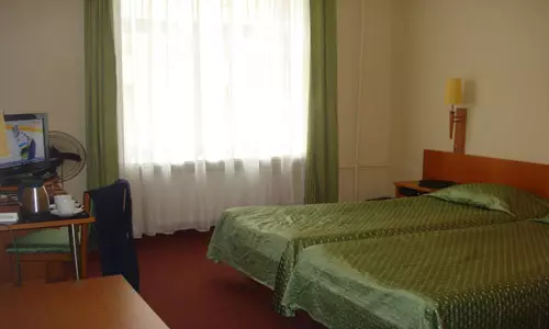 هتل سیتی اوکتیابراسکایا سنت پترزبورگ